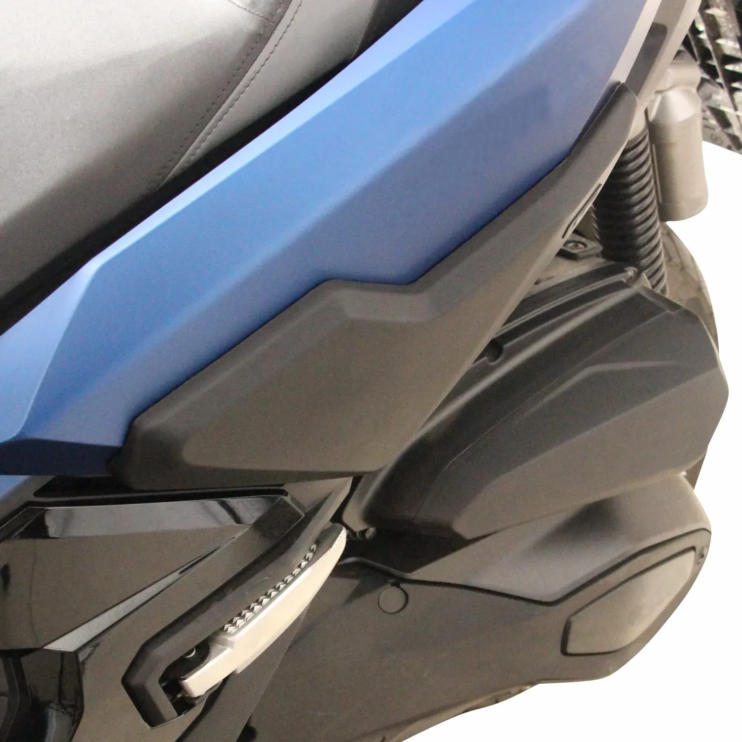 Honda Adv 350 Gp Kompozit Sele Altı Grenaj Koruma