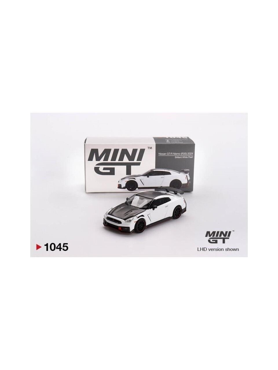Mini GT Nissan GT-R Nismo 2024 Brilliant White Pearl